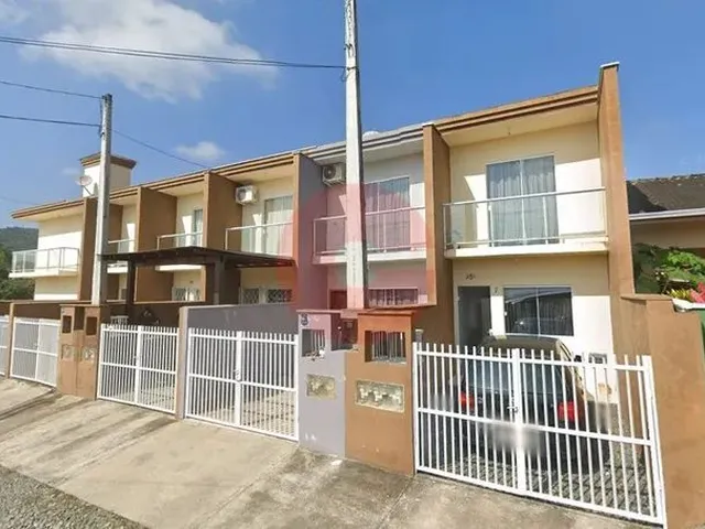Imagem: Sobrado À Venda no Bairro Parque Guaraní