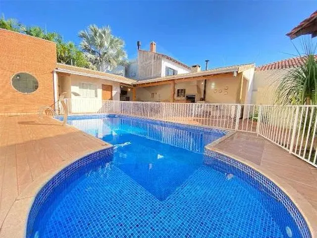 Imagem: Casa com 3 Dormitórios À Venda, 189 M²