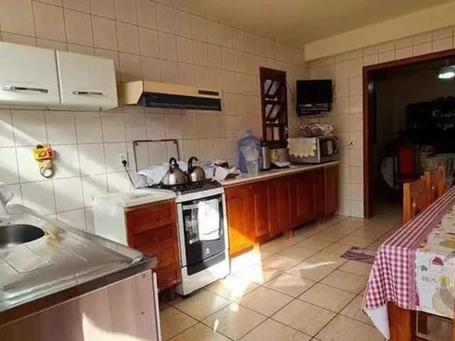 Imagem 14: Casa para Venda em Florianópolis, Carianos, 4 Dormitórios, 1 Suíte, 4 Banheiros, 3