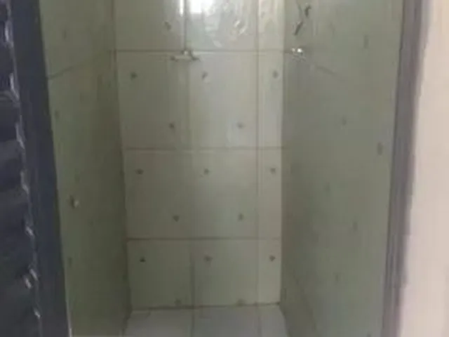 Imagem: Alugo Um Comodo com Banheiro