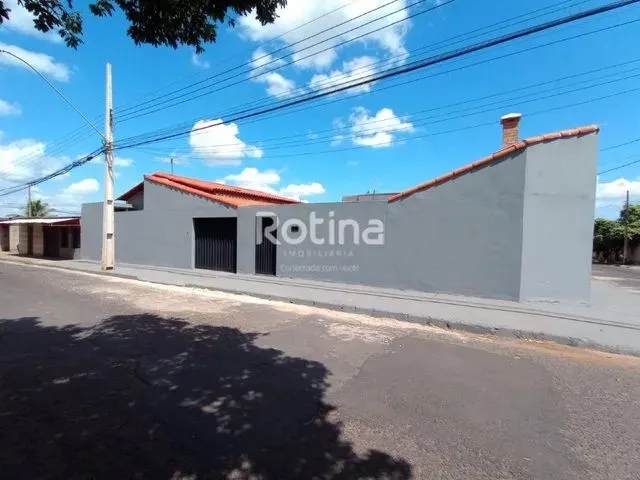 Imagem: Casa para Aluguel, 3 Quartos, 1 Suíte