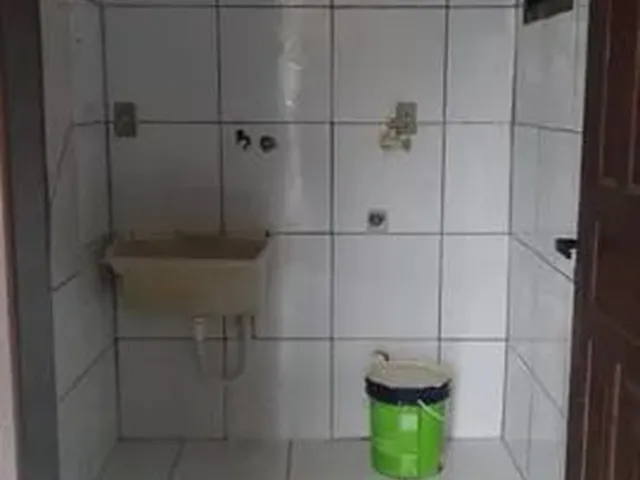 Imagem: Aluga-Se Kitnet no Bairro Iririú Geisi