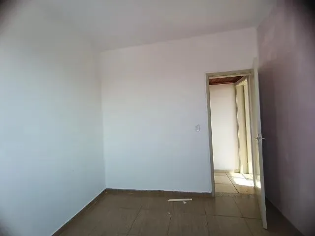 Imagem 5: Apartamento no Bairro Comercial, Edifício Penedo em Resende Rj. (R$ 1.000,00