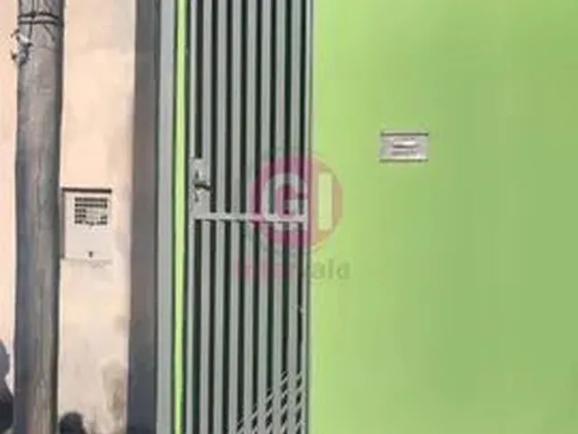 Imagem: A casa possui 2 Dormitórios, 1 Banheiro, 163m² de Área e
