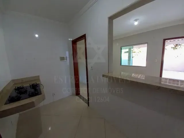 Imagem 7: Casa Semi-Independente para Aluguel Anual com 2 Quartos Sendo 1 Suíte em Itaúna