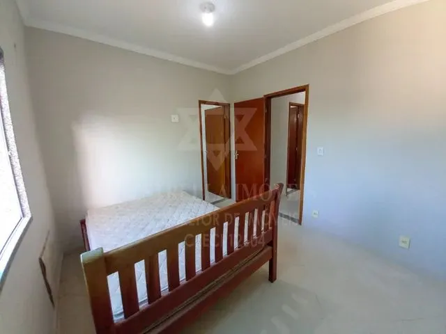 Imagem 3: Casa Semi-Independente para Aluguel Anual com 2 Quartos Sendo 1 Suíte em Itaúna