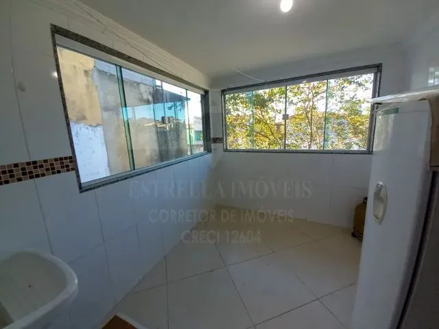 Imagem 12: Casa Semi-Independente para Aluguel Anual com 2 Quartos Sendo 1 Suíte em Itaúna