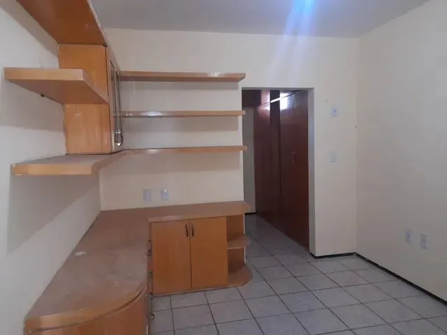 Imagem 10: Casa para Aluguel Residencial Ou Comercial, com 406 M² com 6 Quartos, Piscina, Poço