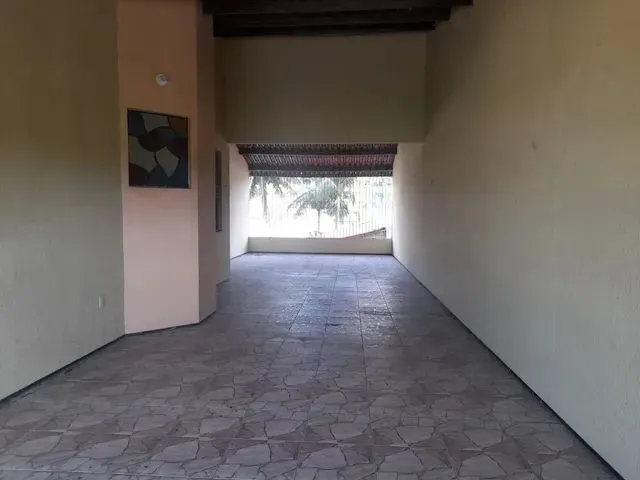 Imagem 13: Casa para Aluguel Residencial Ou Comercial, com 406 M² com 6 Quartos, Piscina, Poço