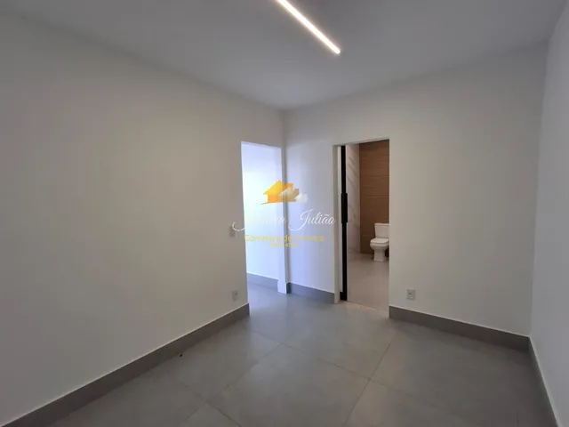 Imagem 5: CASA LINEAR EM ALTO PADRÃO COM 4 QUARTOS SENDO 1 SUÍTE COM CLOSET A VENDA NO