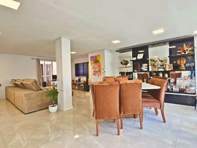 Imagem 4: Casa com 3 dormitórios, sendo 1 suíte no Centro de Esteio - Terreno 12m x 55m