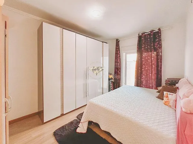 Imagem 6: Casa à venda em Esteio - Bairro Centro: 4 quartos (sendo 3 suítes), salão de festas e