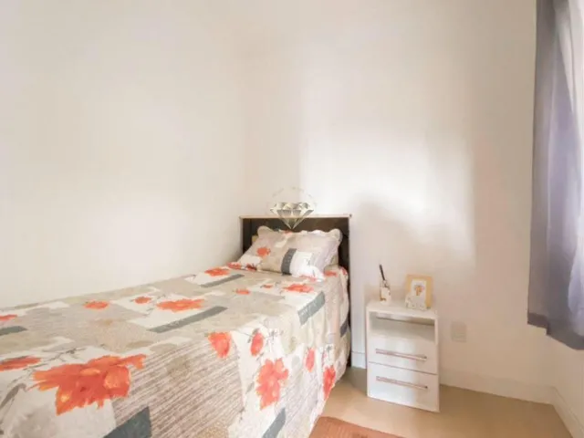 Imagem 5: Apartamento à venda em Torres, Centro - Churrasqueira e Piso Laminado