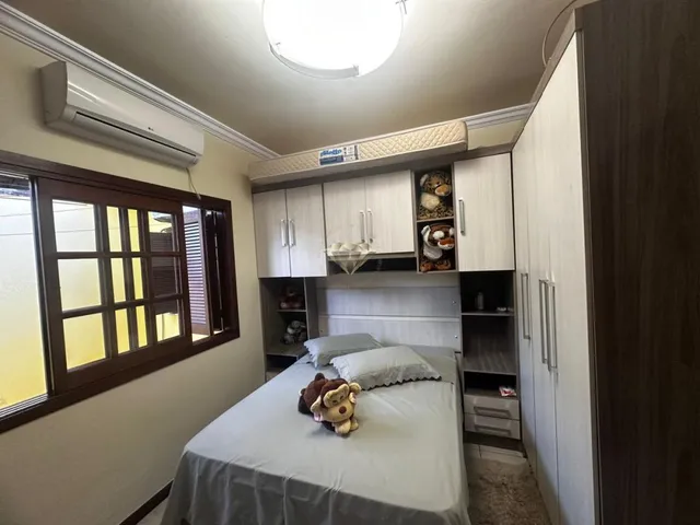 Imagem 14: Casa À Venda em Sapucaia do Sul - Centro - 158.19M² de Área Construída - com Hidromassagem e Varanda