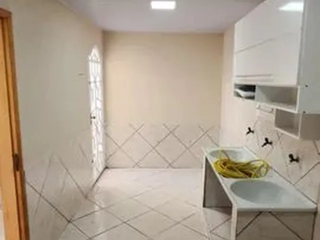 Imagem 2: Casa para Aluguel Tem 80 Metros Quadrados com 3 Quartos em Samambaia Norte - Brasília