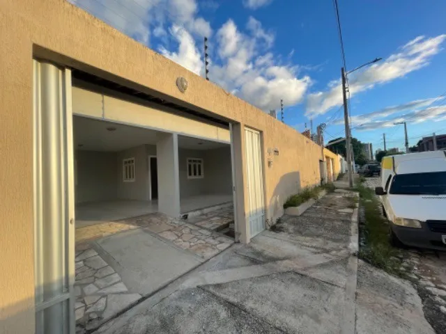Imagem 2: Alugo Casa Ampla com 03 Quartos, Sendo 02 Suítes, por Trás da Usibras, Mossoró-Rn