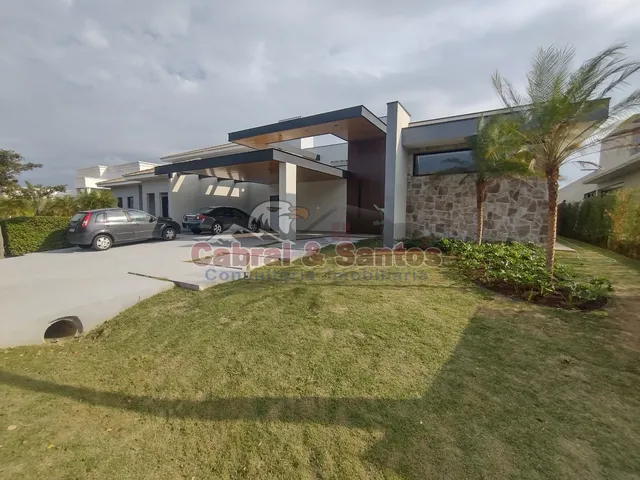 Imagem: Casa de Alto Padrão À Venda no Condomínio