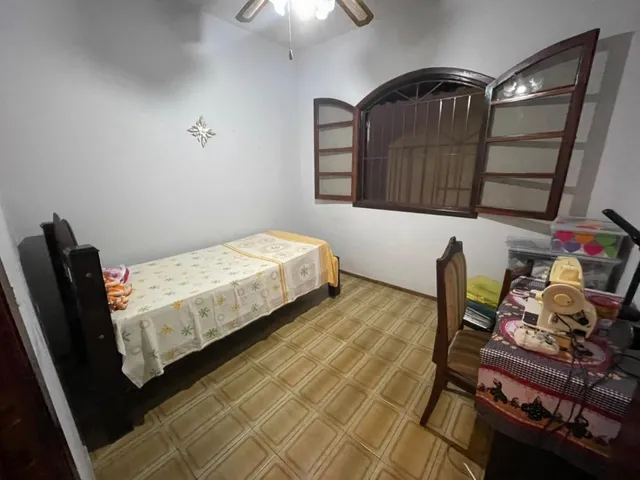 Imagem 8: Casa à venda em Resende-RJ, bairro Morada da Colina: 3 quartos, 1 suíte, 2 salas, 3