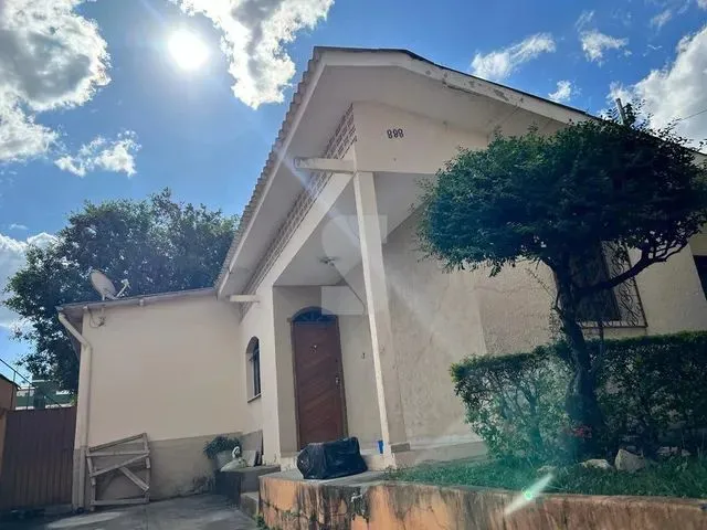 Imagem: Casa Linear 4 Quartos no Bairro Glória