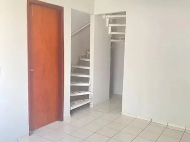 Imagem: Casa em Condomínio Fechado para Venda Possui