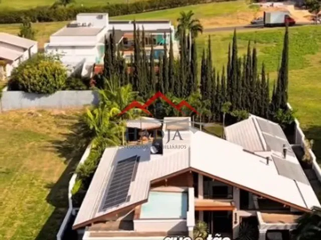 Imagem 1: Imperdível casa de luxo em condomínio - 4 quartos, 4 suítes, 3 salas, 6 banheiros, 6