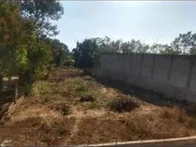 Imagem: O terreno possui 500m² de Área e está localizado em