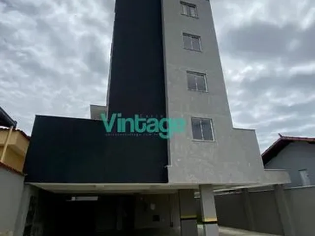 Imagem: Área Privativa 02 Qtos 01 Vga no Bairro