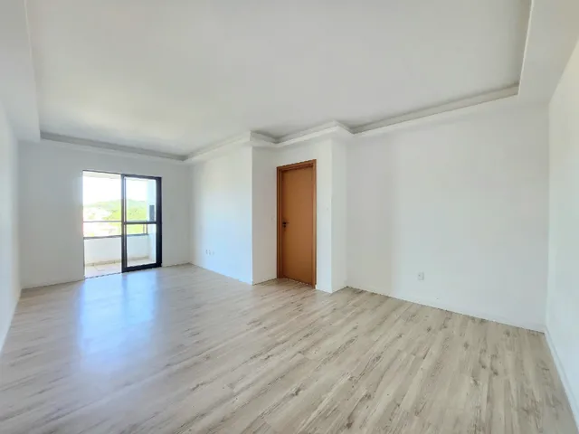Imagem: Apartamento À Venda, 3 Quartos, 1 Suíte