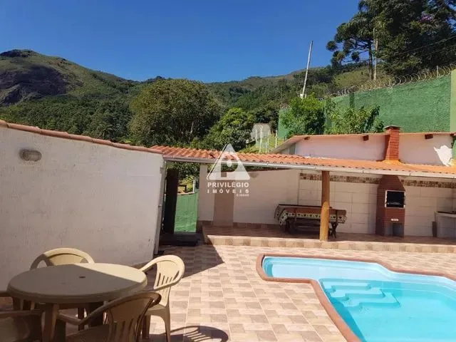 Imagem: Casa À Venda, 10 Quartos, 10 Suítes, 21