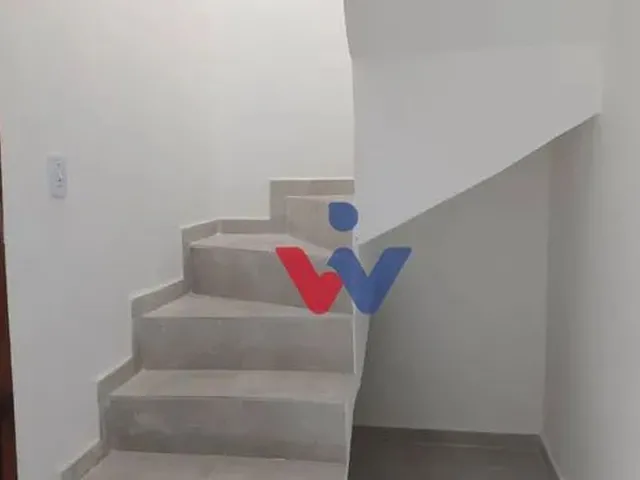 Imagem 2: Sobrado com 2 Dormitórios À Venda, 55 M² por R$ 220.000,00 - Tatuquara - Curitiba/Pr