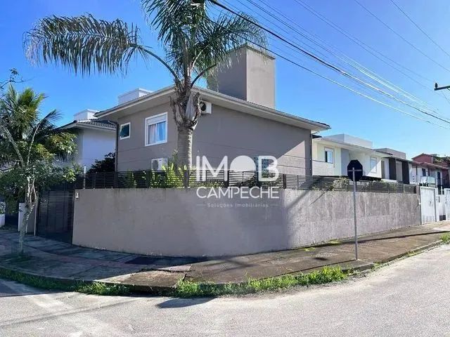 Imagem: Casa com 3 Dormitórios À Venda, 140 M²