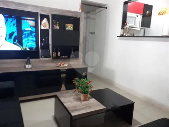 Imagem: Apartamento - 2 Quartos - Irajá