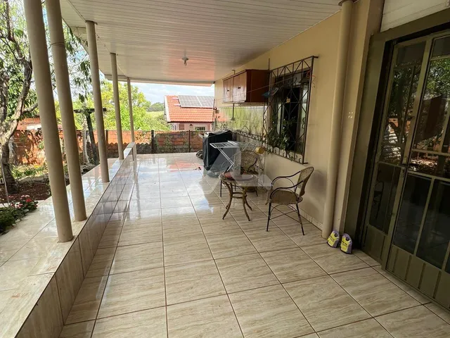 Imagem 2: Casa com 3 dormitórios à venda,360.00 m , Centro, TOLEDO - PR