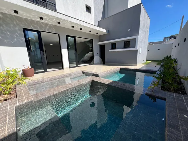 Imagem 1: Sobrado com 6 dormitórios à venda,300.00 m , Vila Industrial, TOLEDO - PR