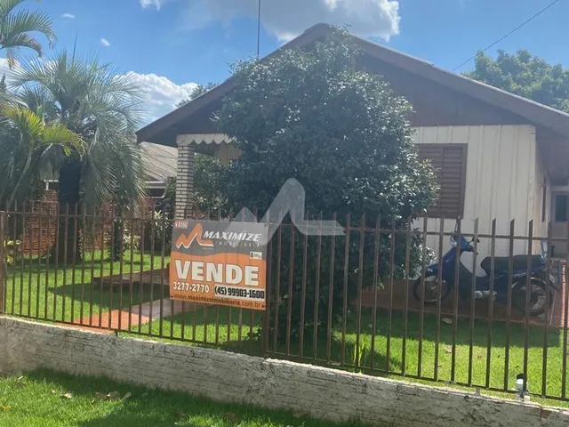 Imagem 1: Casa com 3 dormitórios à venda,750.00 m , Vila Industrial, TOLEDO - PR