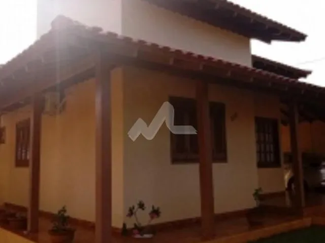 Imagem 2: Casa com 4 dormitórios à venda,320.00 m , Centro, MARECHAL CANDIDO RONDON - PR