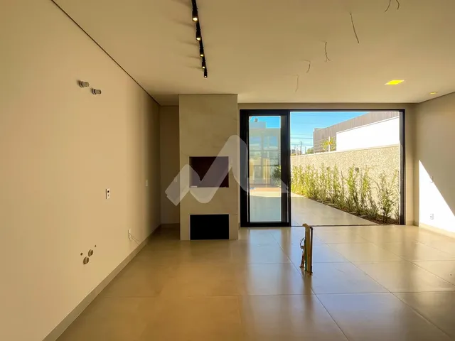 Imagem 6: Casa para venda na Vila Becker com 169 metros , com 1 suíte e dois quartos, piscina