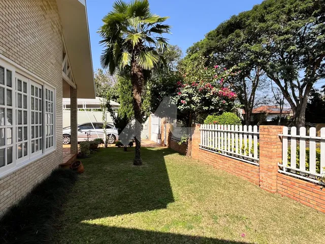 Imagem 2: Casa à venda, suíte e dois quartos com terreno de 798,15 m - TOLEDO - PR