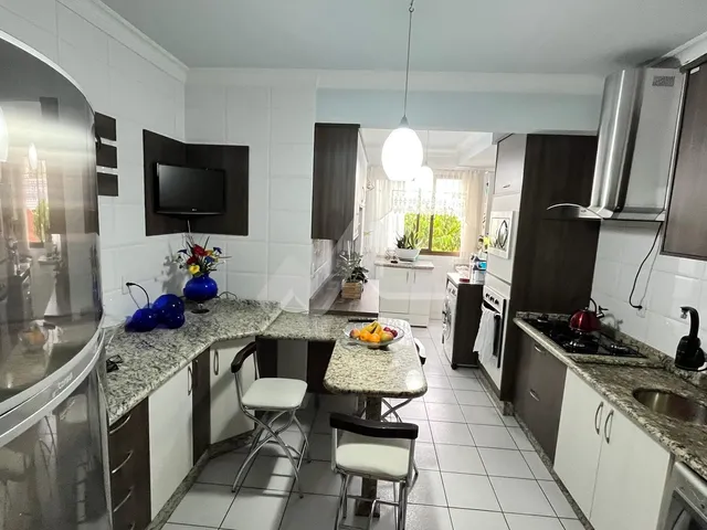 Imagem 5: Apartamento à venda, Centro, com suíte e 2 quartos e duas vagas de garagem