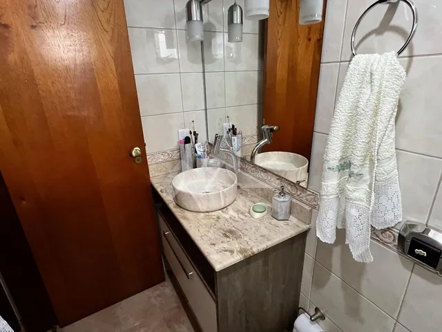Imagem 7: Apartamento à venda, Centro, com suíte e 2 quartos e duas vagas de garagem