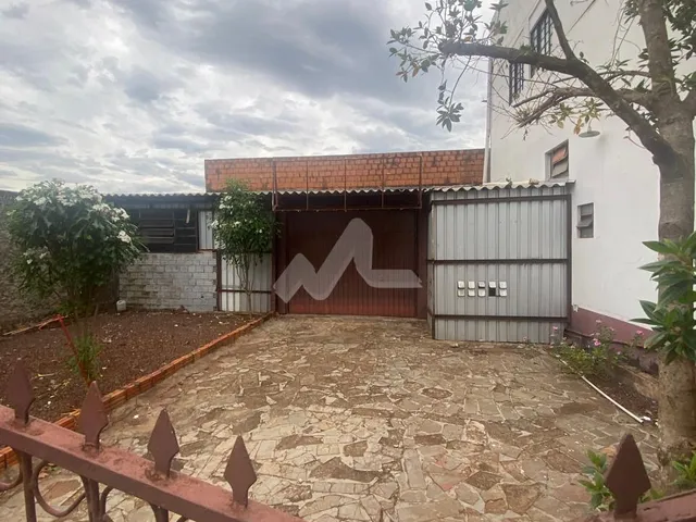 Imagem 5: Prédio a venda no Centro de Toledo, com sala comercial, barracão e apartamento