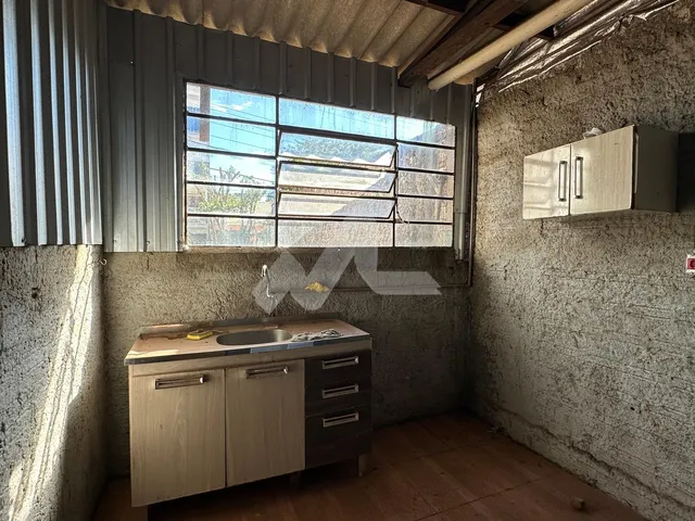 Imagem 16: Prédio a venda no Centro de Toledo, com sala comercial, barracão e apartamento
