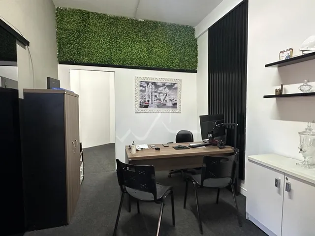 Imagem 9: Prédio a venda no Centro de Toledo, com sala comercial, barracão e apartamento