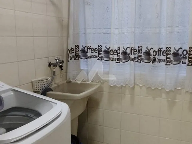 Imagem 7: Apartamento para venda em Cascavel, com móveis planejados, sendo uma suíte e mais dois