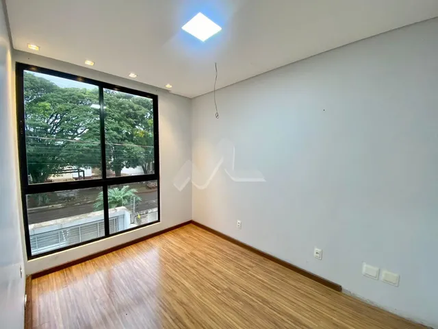 Imagem 2: Sobrado Triplex Semi-Mobiliado - Jardim Gisela R 750.000,00