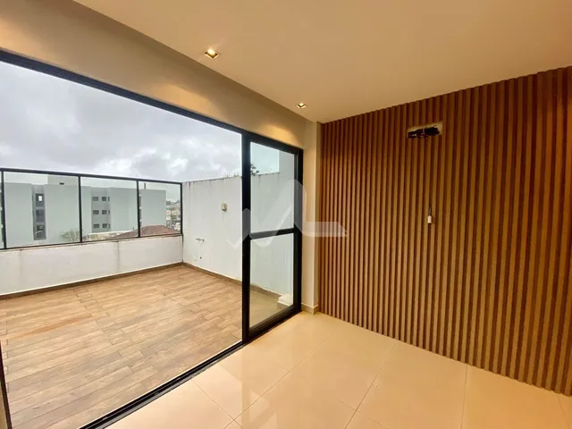 Imagem 4: Sobrado Triplex Semi-Mobiliado - Jardim Gisela R 750.000,00