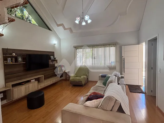 Imagem 6: Casa à venda, no Centro de Toledo, com terreno de 506 m com 1 suíte 3 quartos