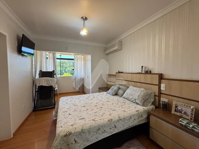 Imagem 11: Casa à venda, no Centro de Toledo, com terreno de 506 m com 1 suíte 3 quartos