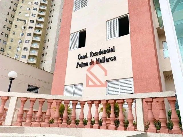 Imagem: O apartamento possui 3 Dormitórios, 1 Banheiro, 2 Vagas na