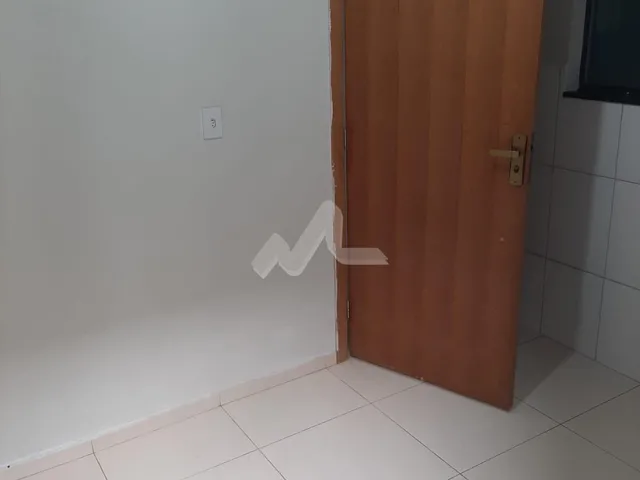 Imagem 4: Apartamento à venda, com dois quartos, térreo, Vila Industrial, TOLEDO - PR